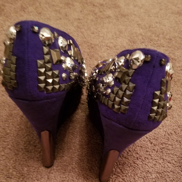 Wild pair heels - Picture 3 of 3